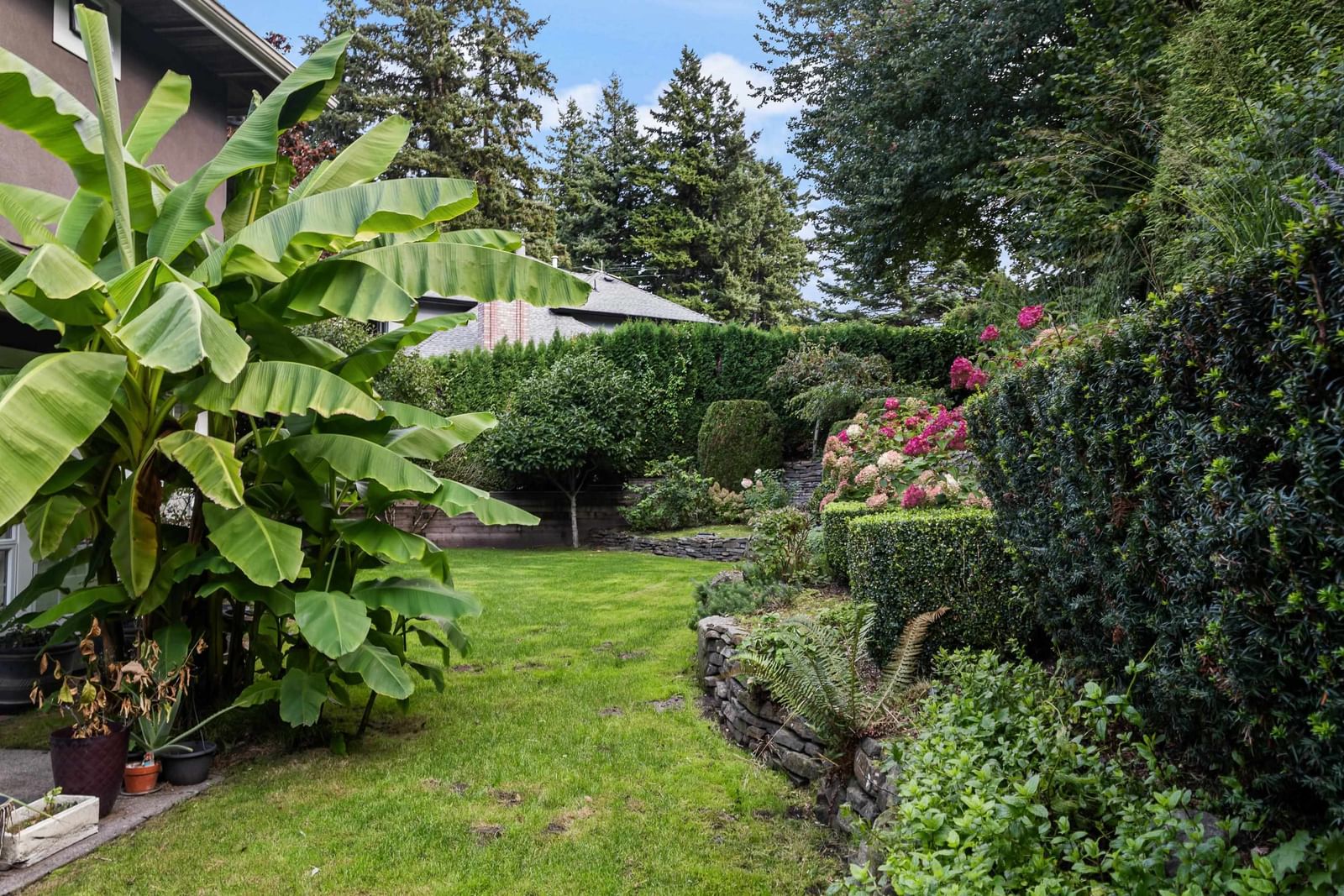 Listing Image 32