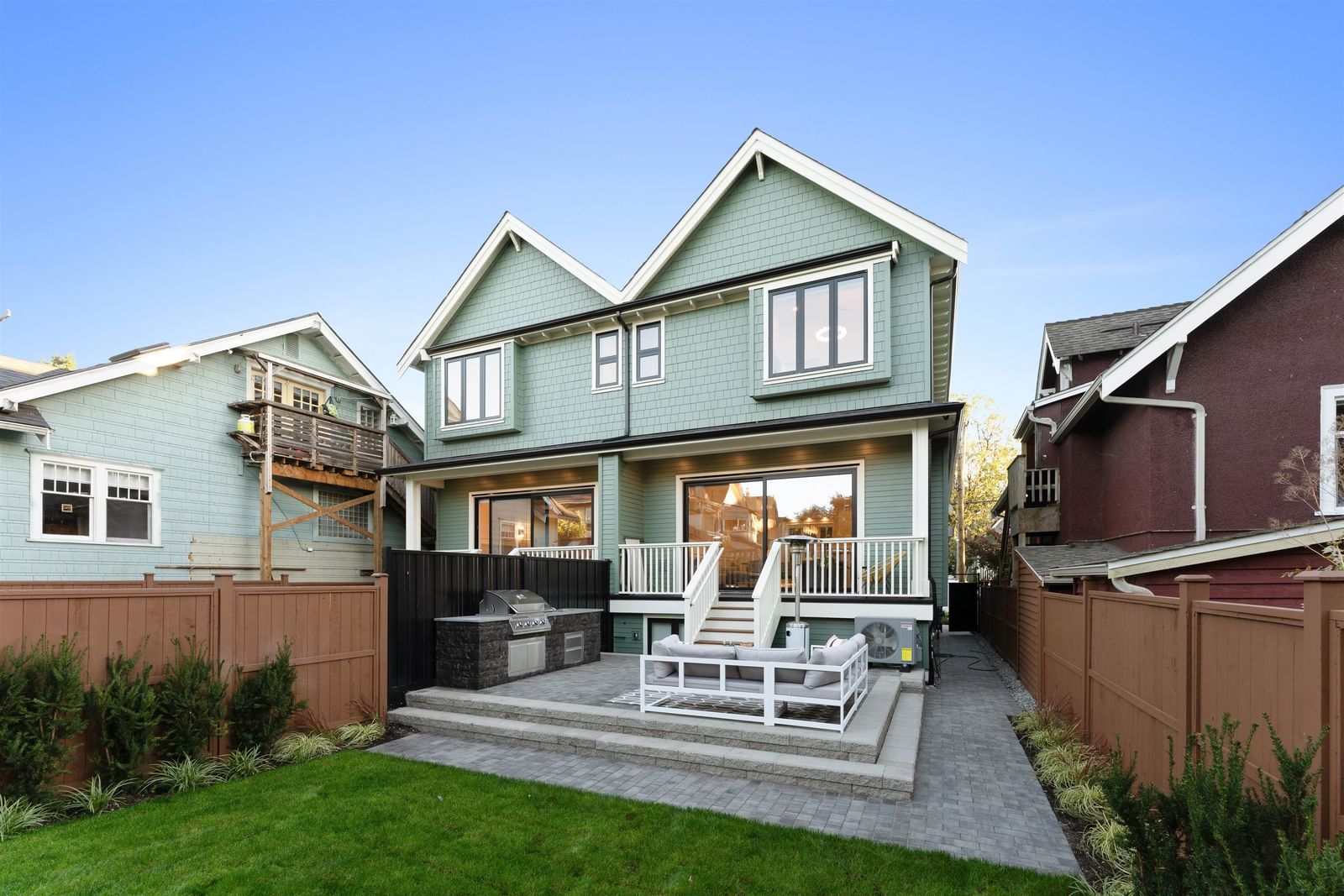 Listing Image 10