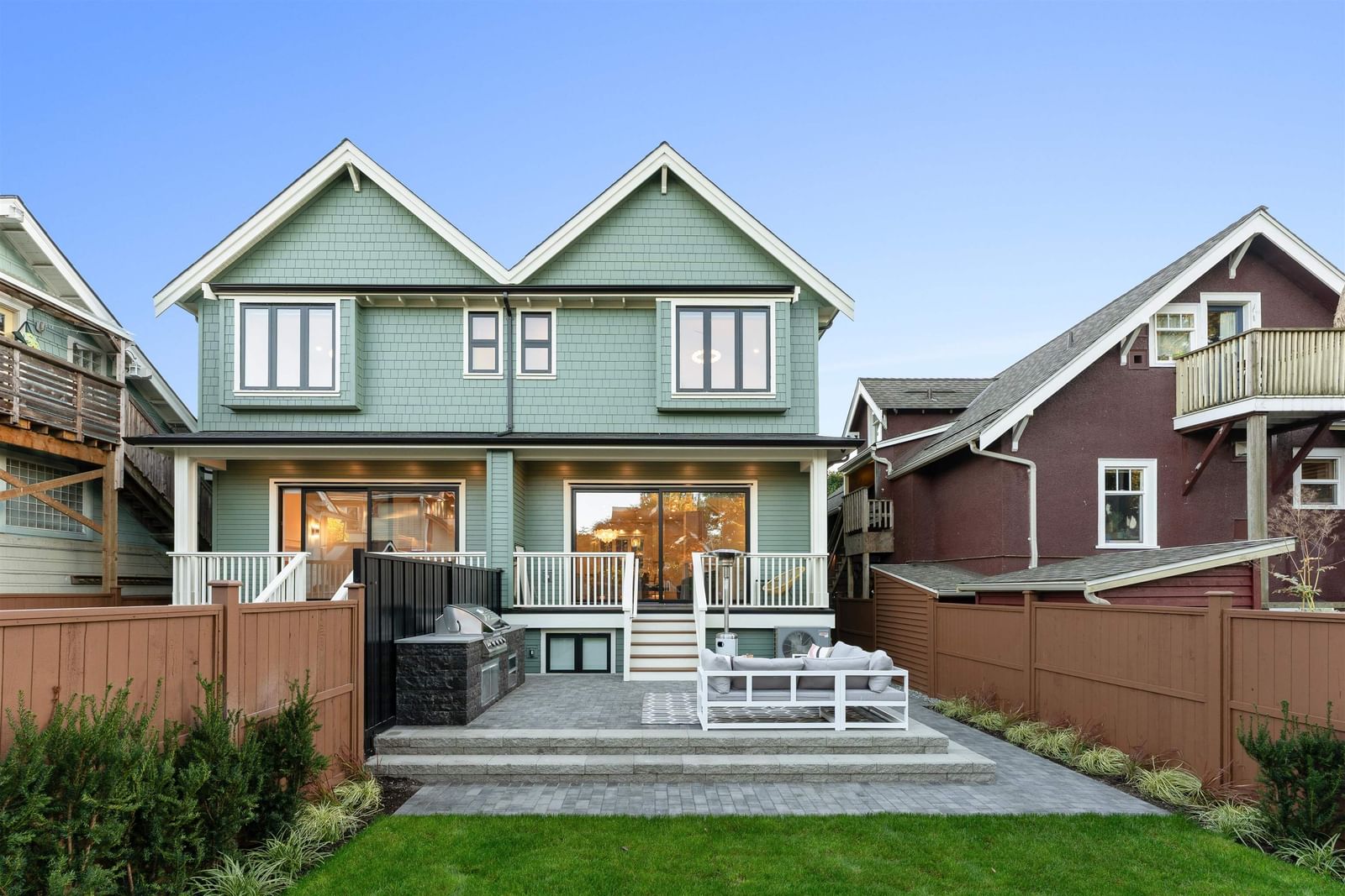 Listing Image 11