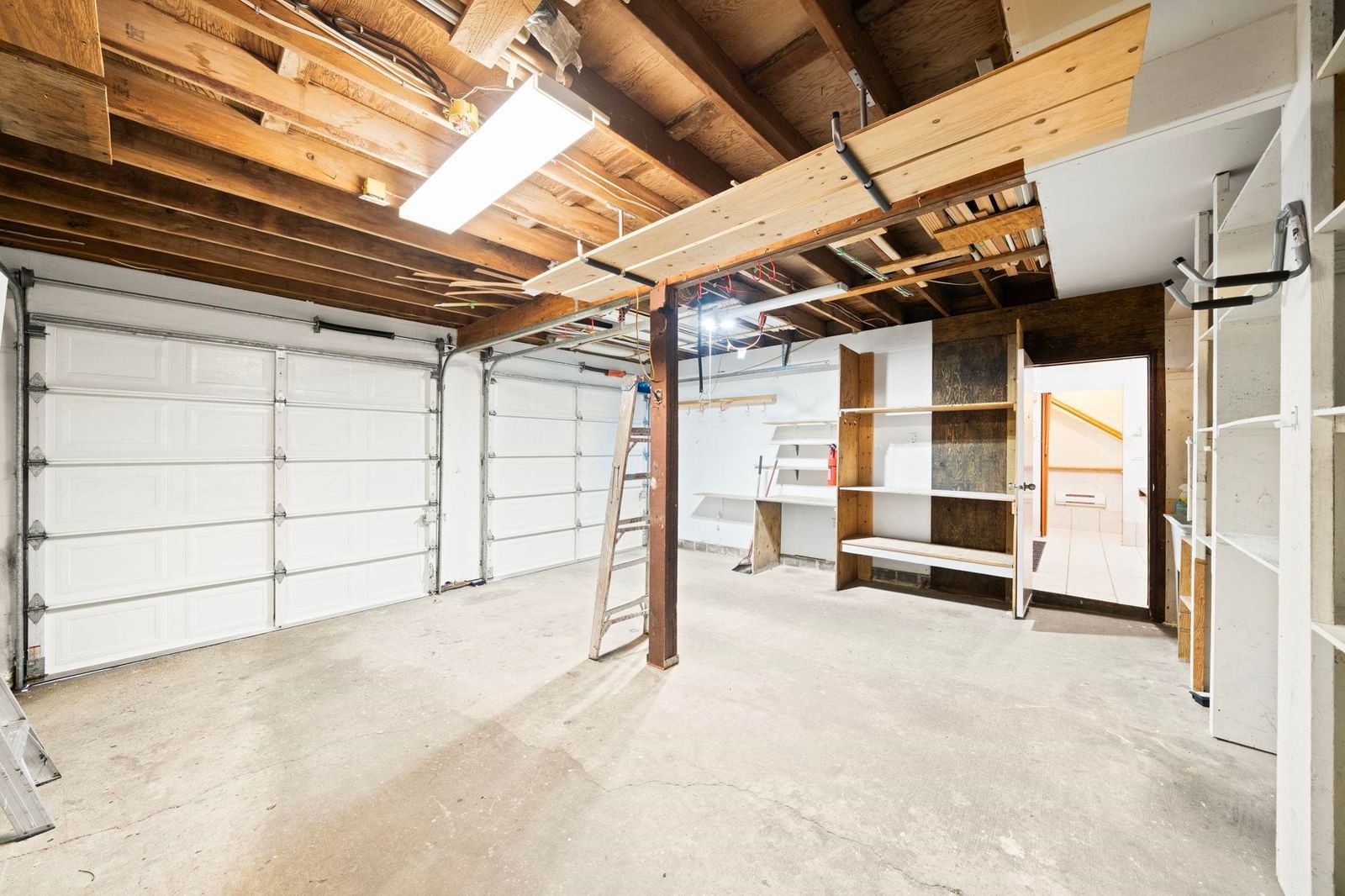 Listing Image 29