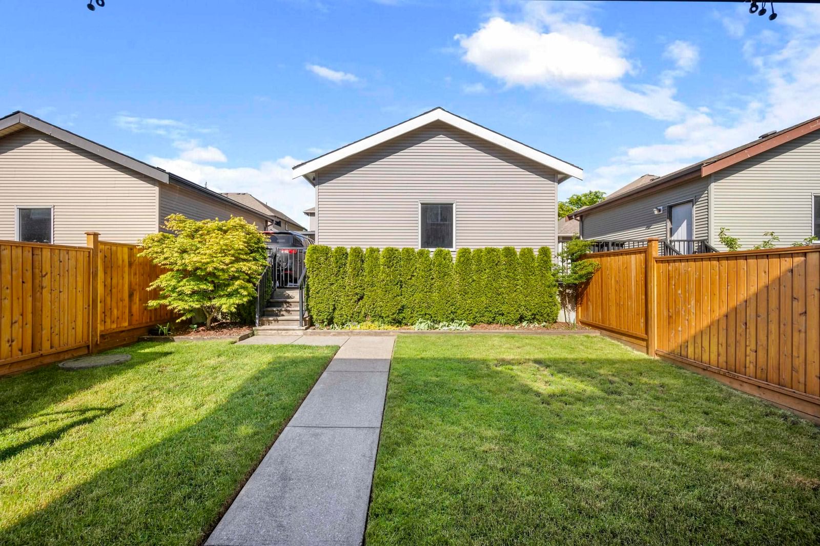 Listing Image 32
