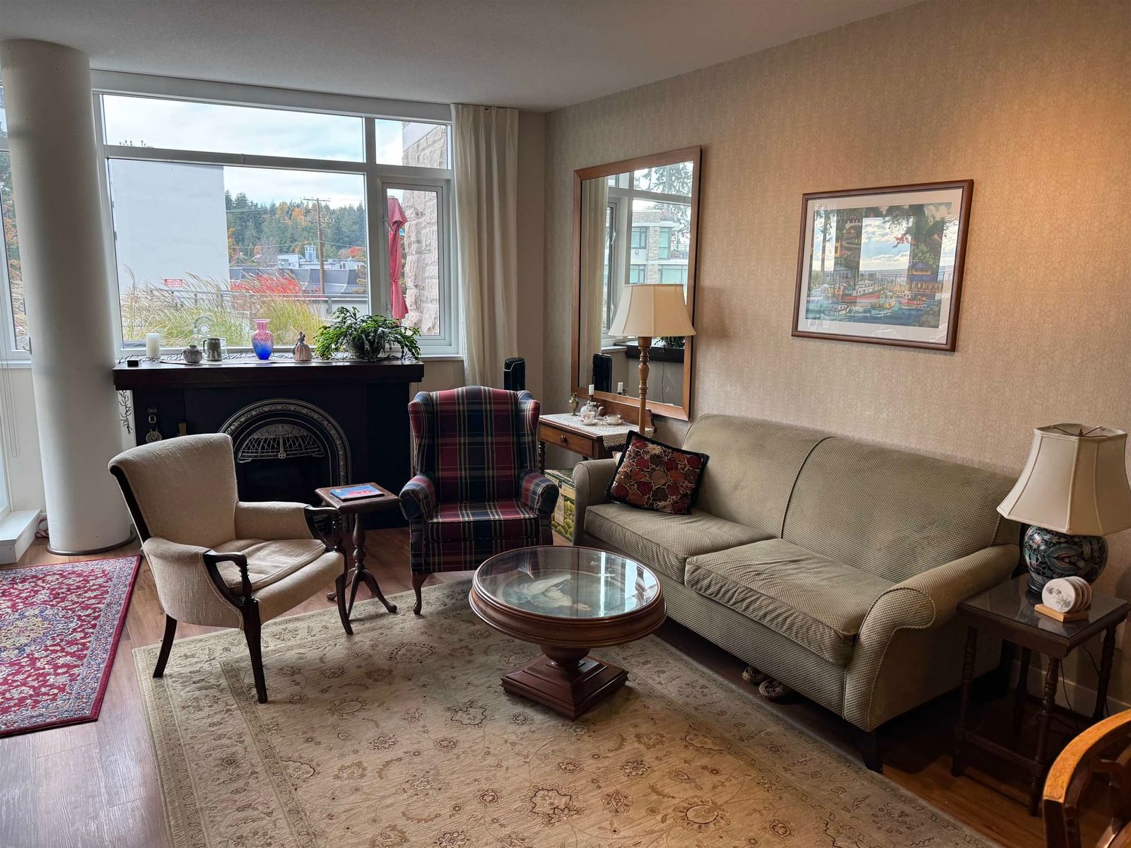 Listing Image 19