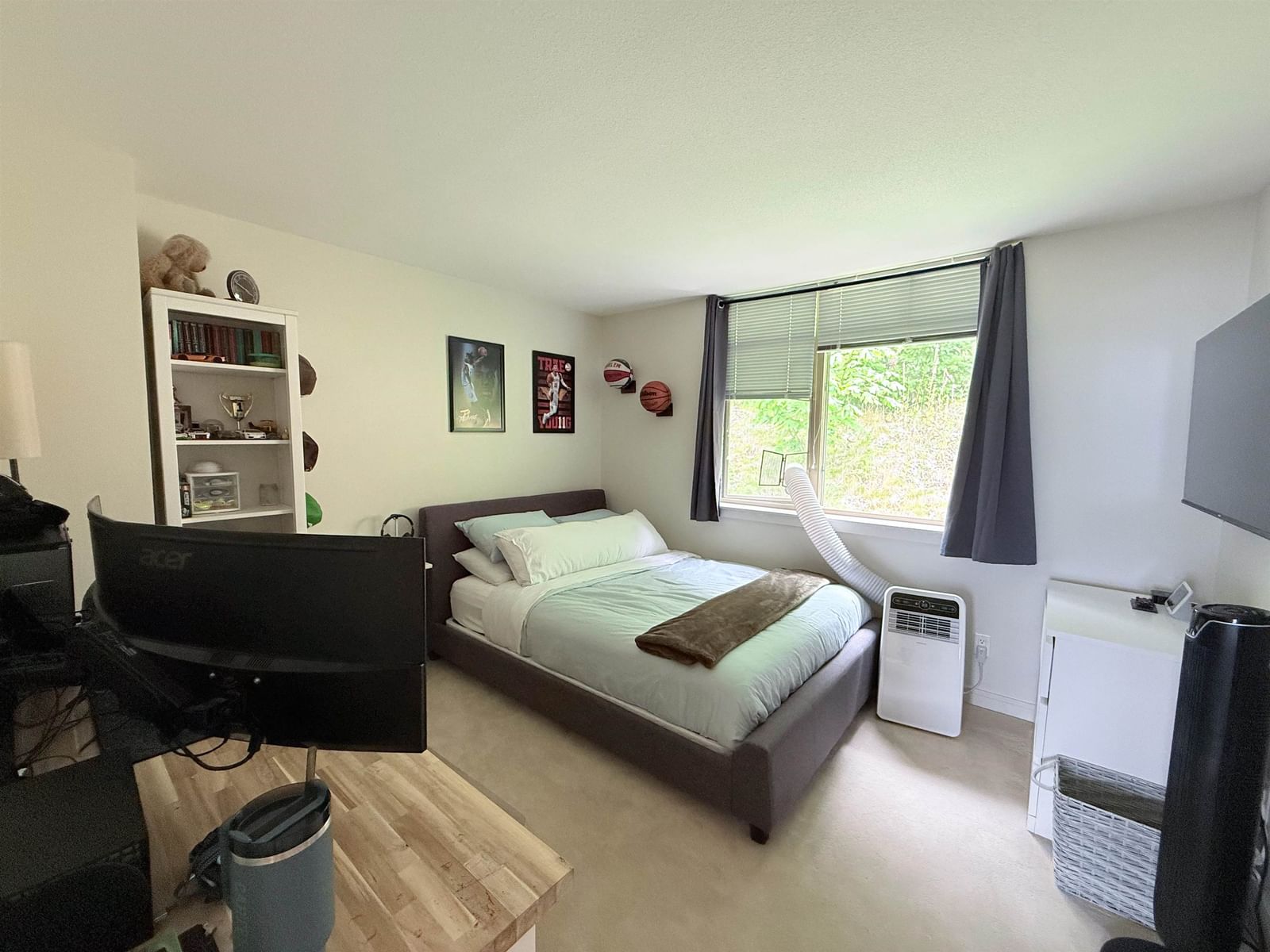 Listing Image 17