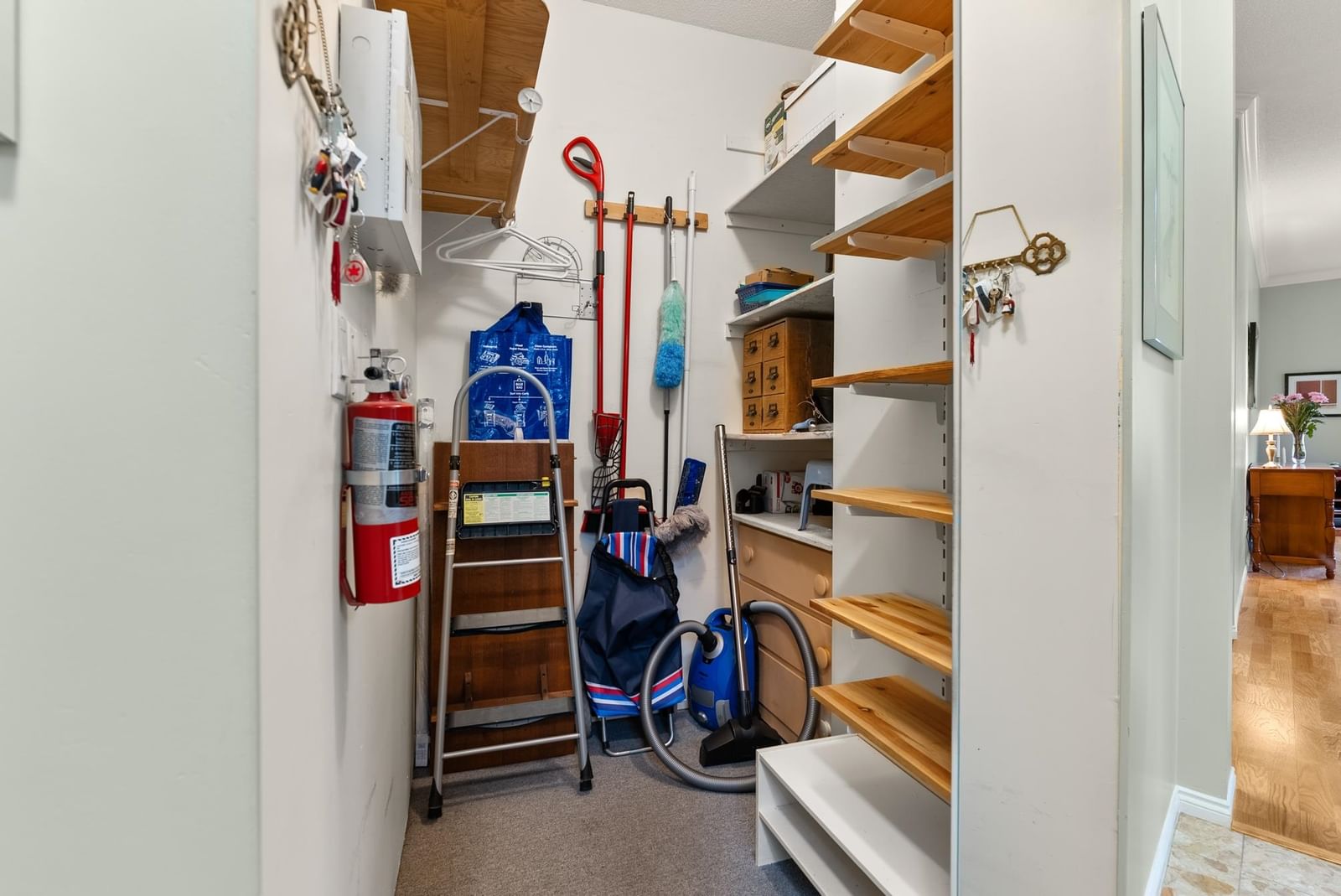 Listing Image 19