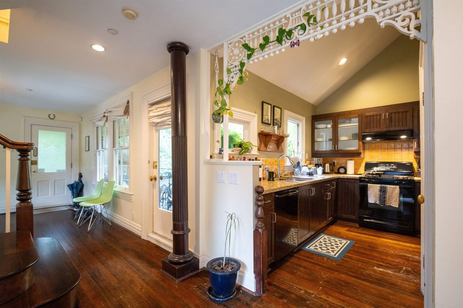 Listing Image 9