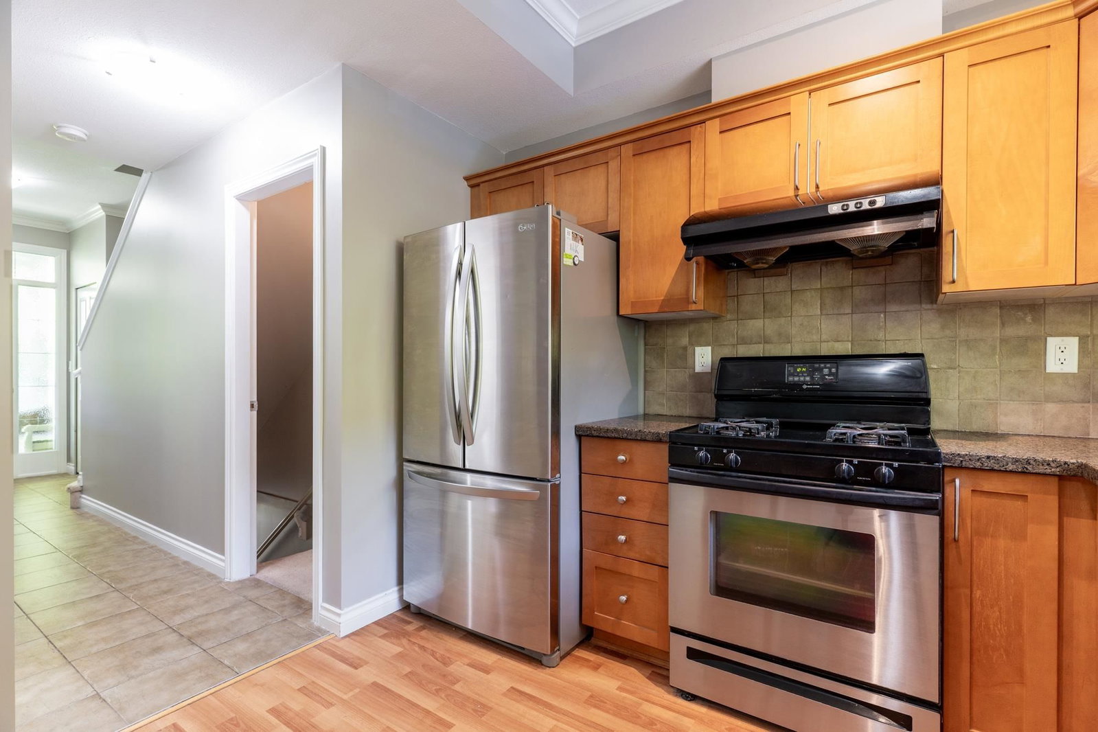 Listing Image 19