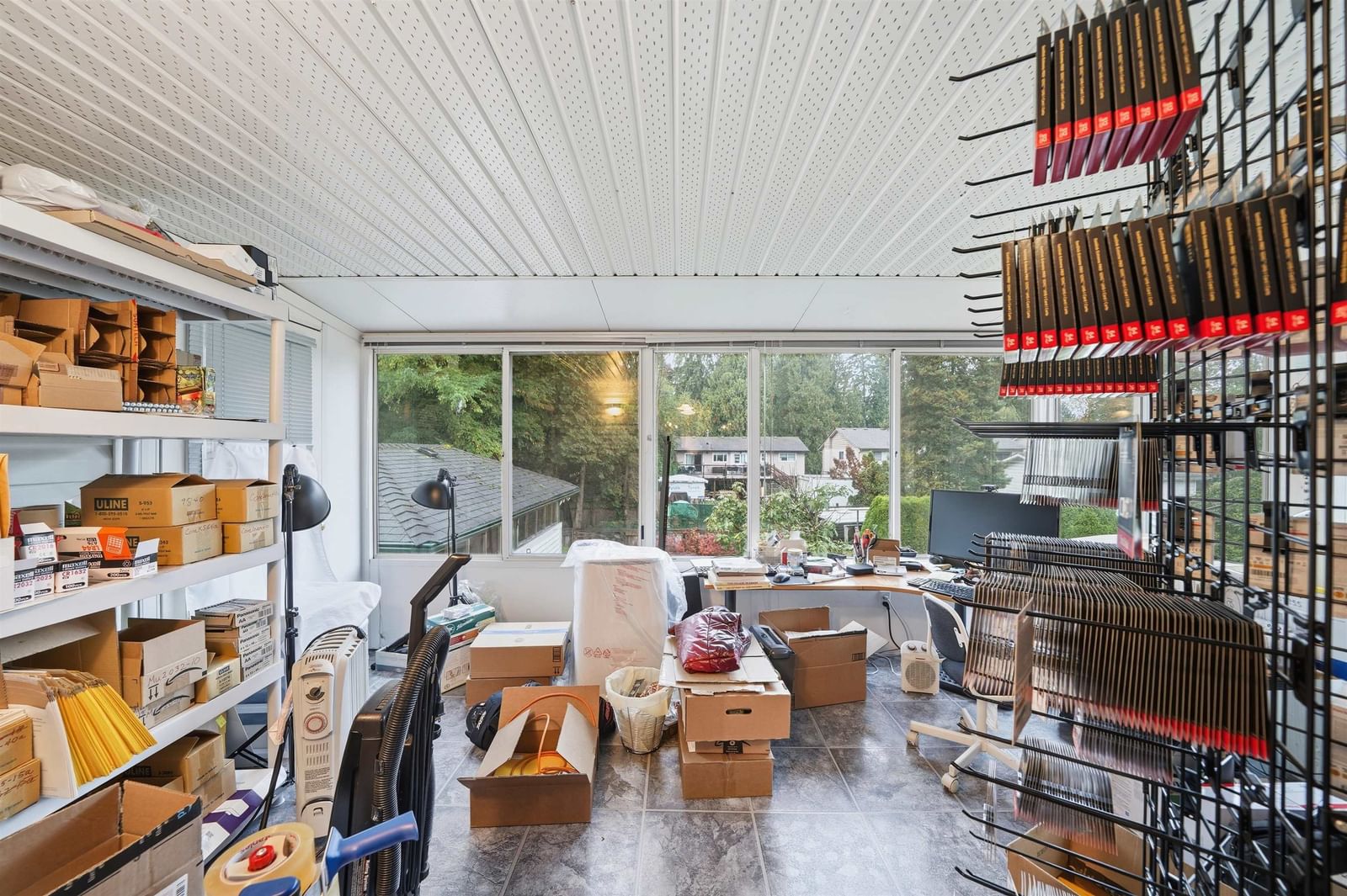 Listing Image 10