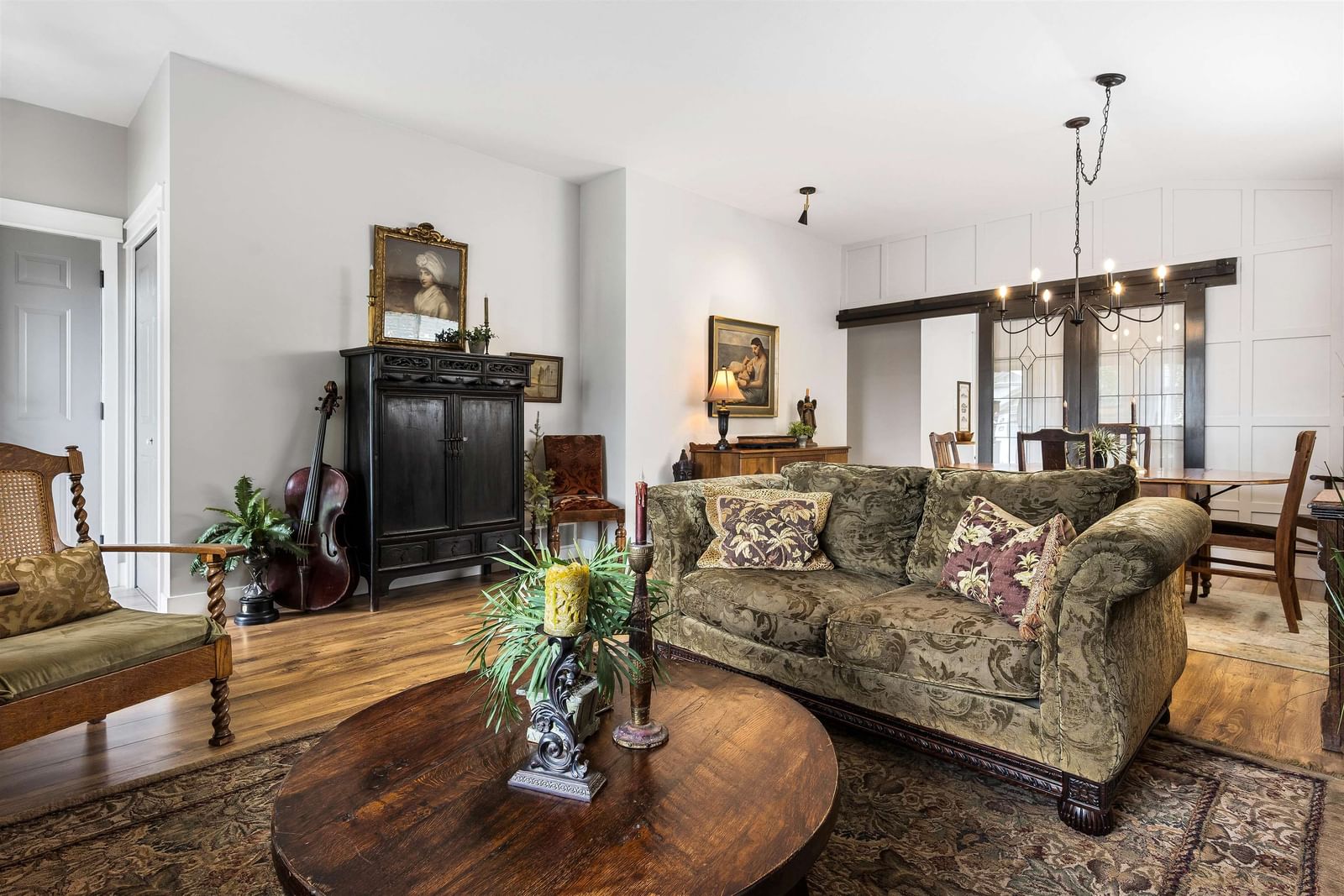 Listing Image 9