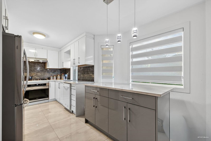 12079 84a Avenue, Surrey, V3W 0S7 | Image 2