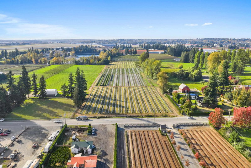 1415 Clearbrook Road, Abbotsford, V2T 5X2 | Image 2