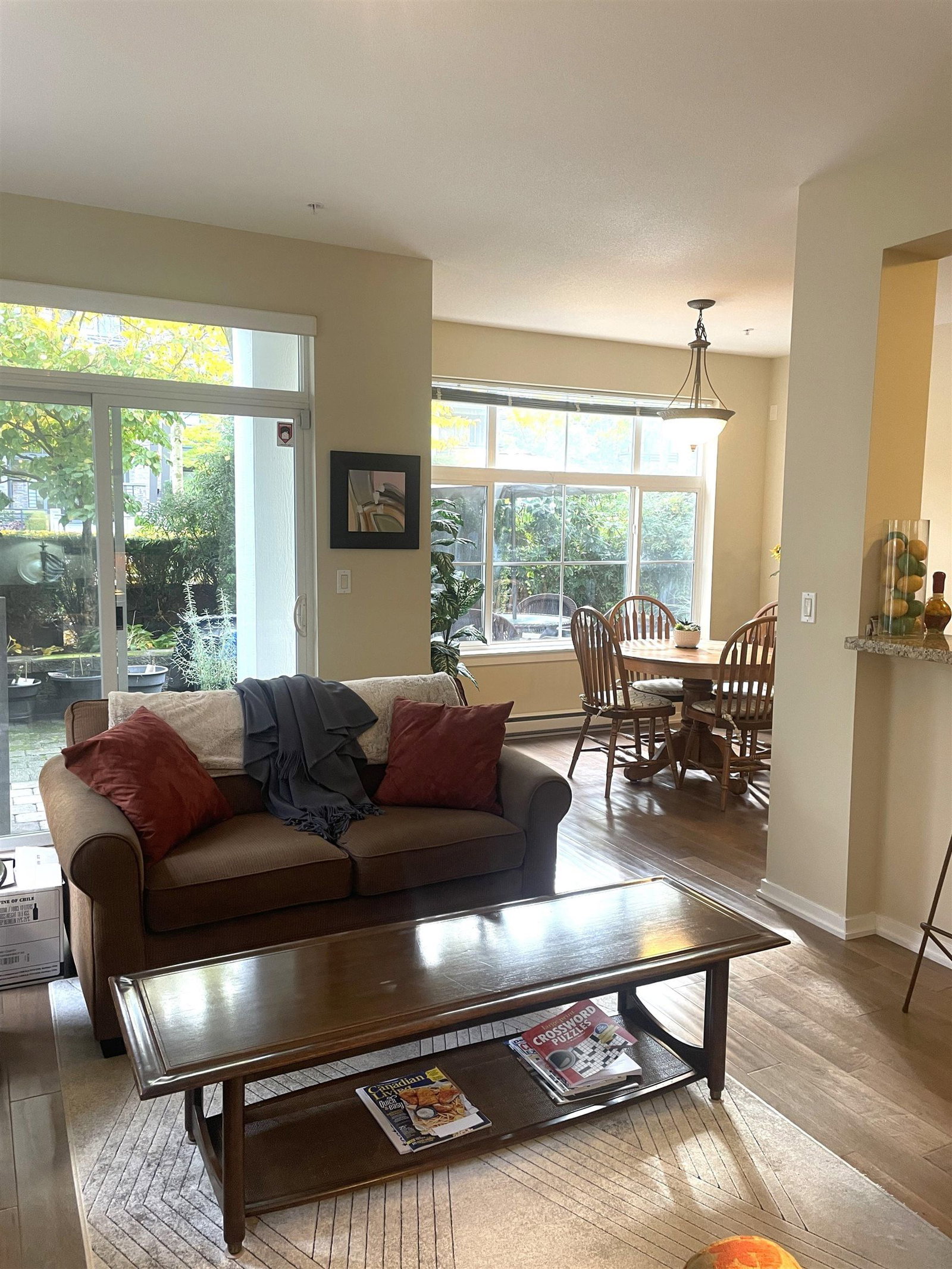 Listing Image 14