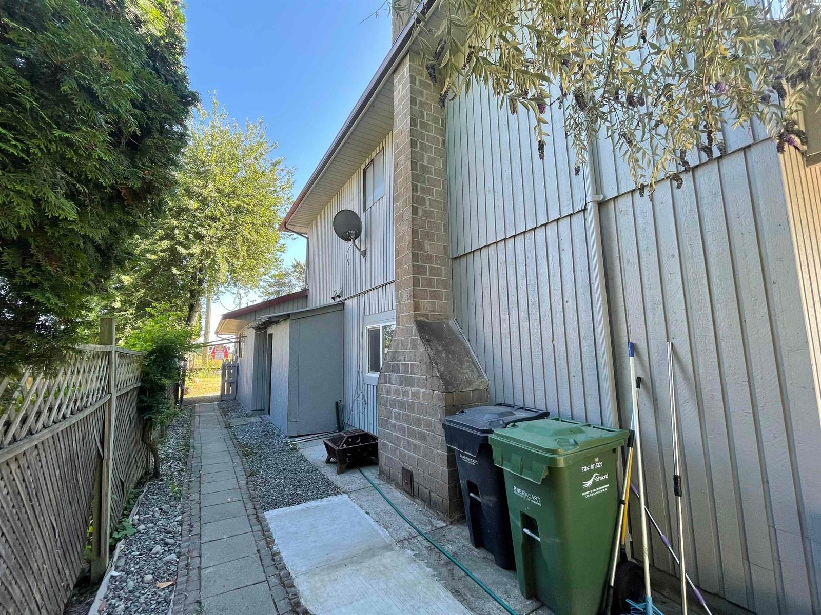 Listing Image 24