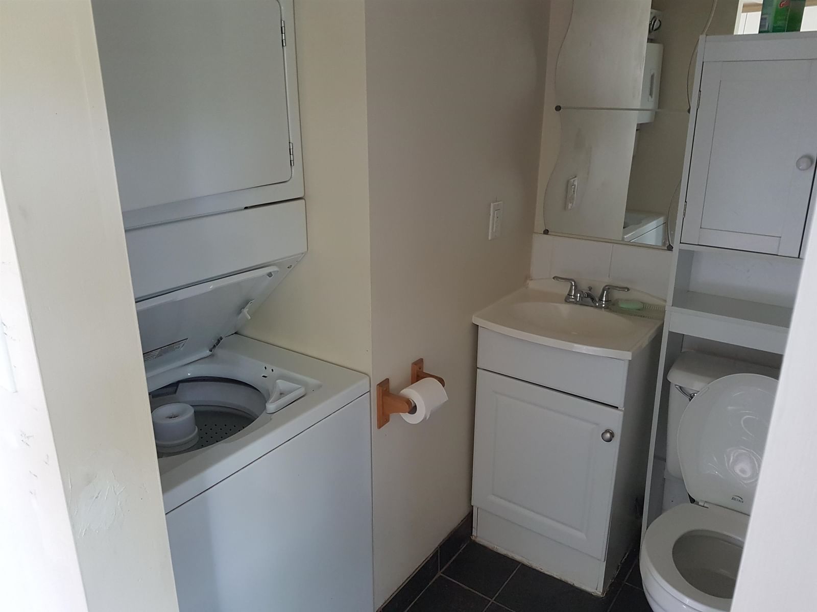 Listing Image 8