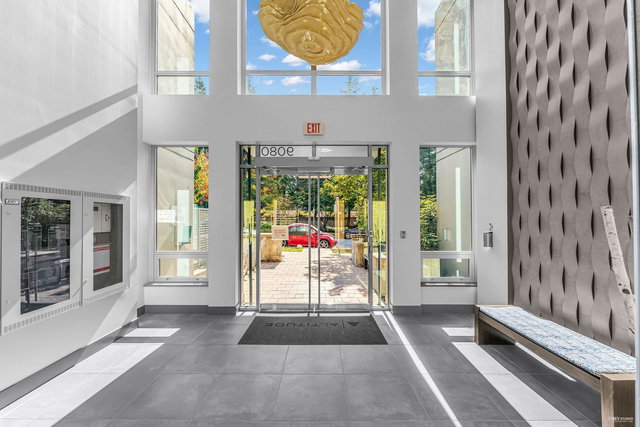 1005 - 9080 University Crescent