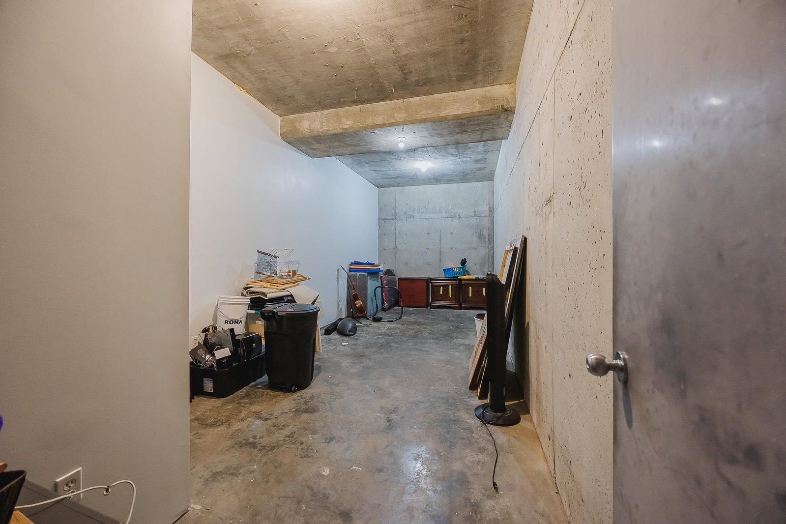 Listing Image 38