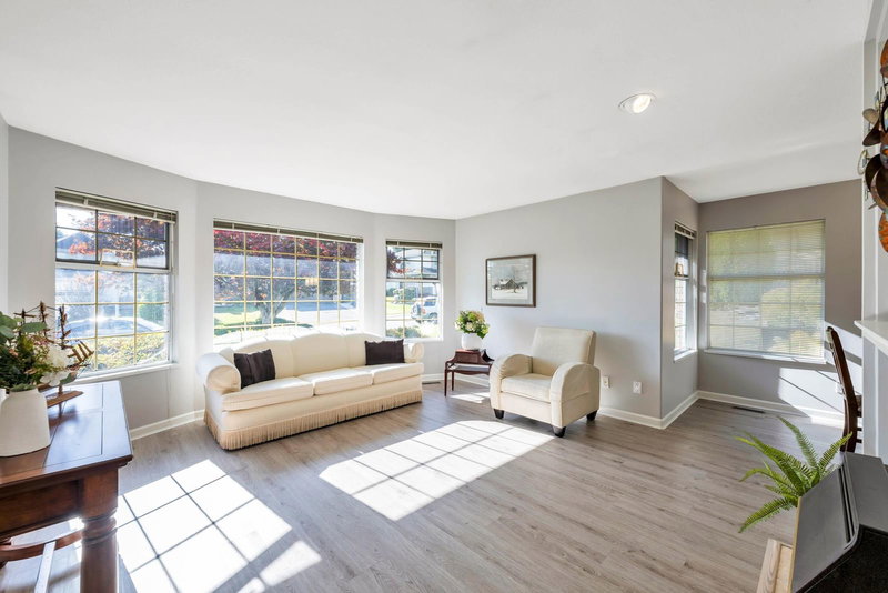 16339 95 Avenue, Surrey, V4N 3C5 | Image 3