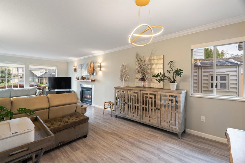 32345 Clinton Avenue, Abbotsford, V2T 5B3 | Image 3