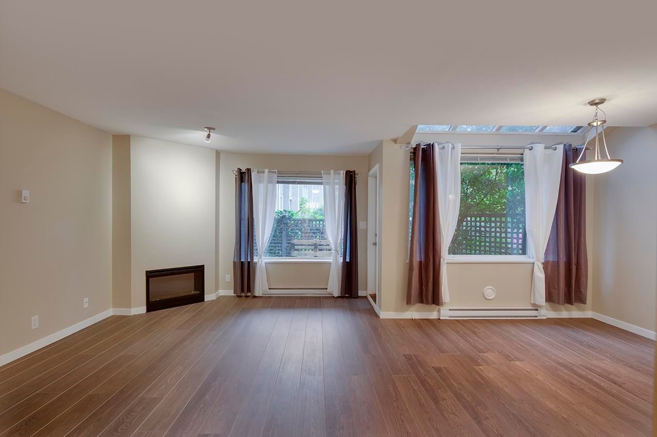 Listing Image 8