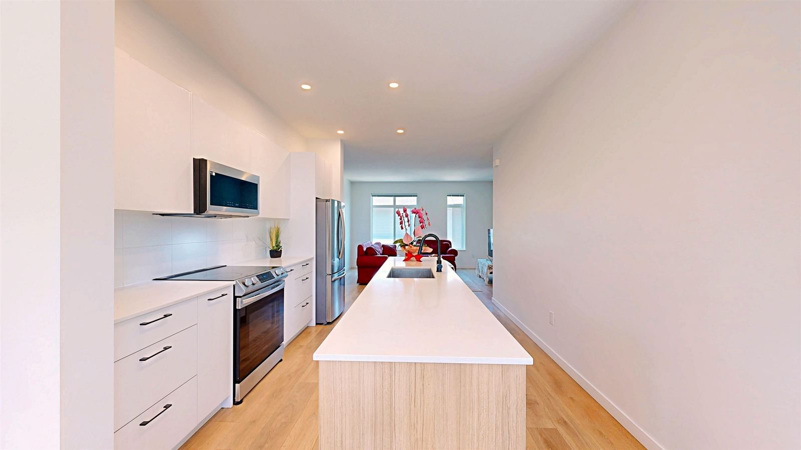 Listing Image 15