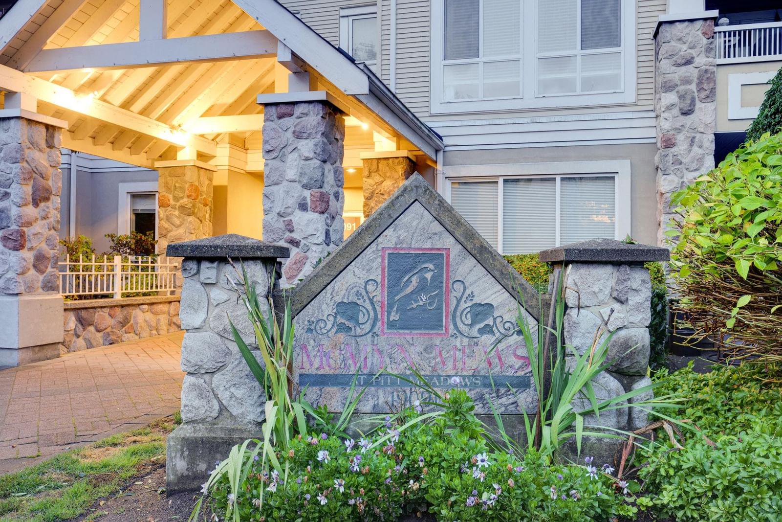 Listing Image 32