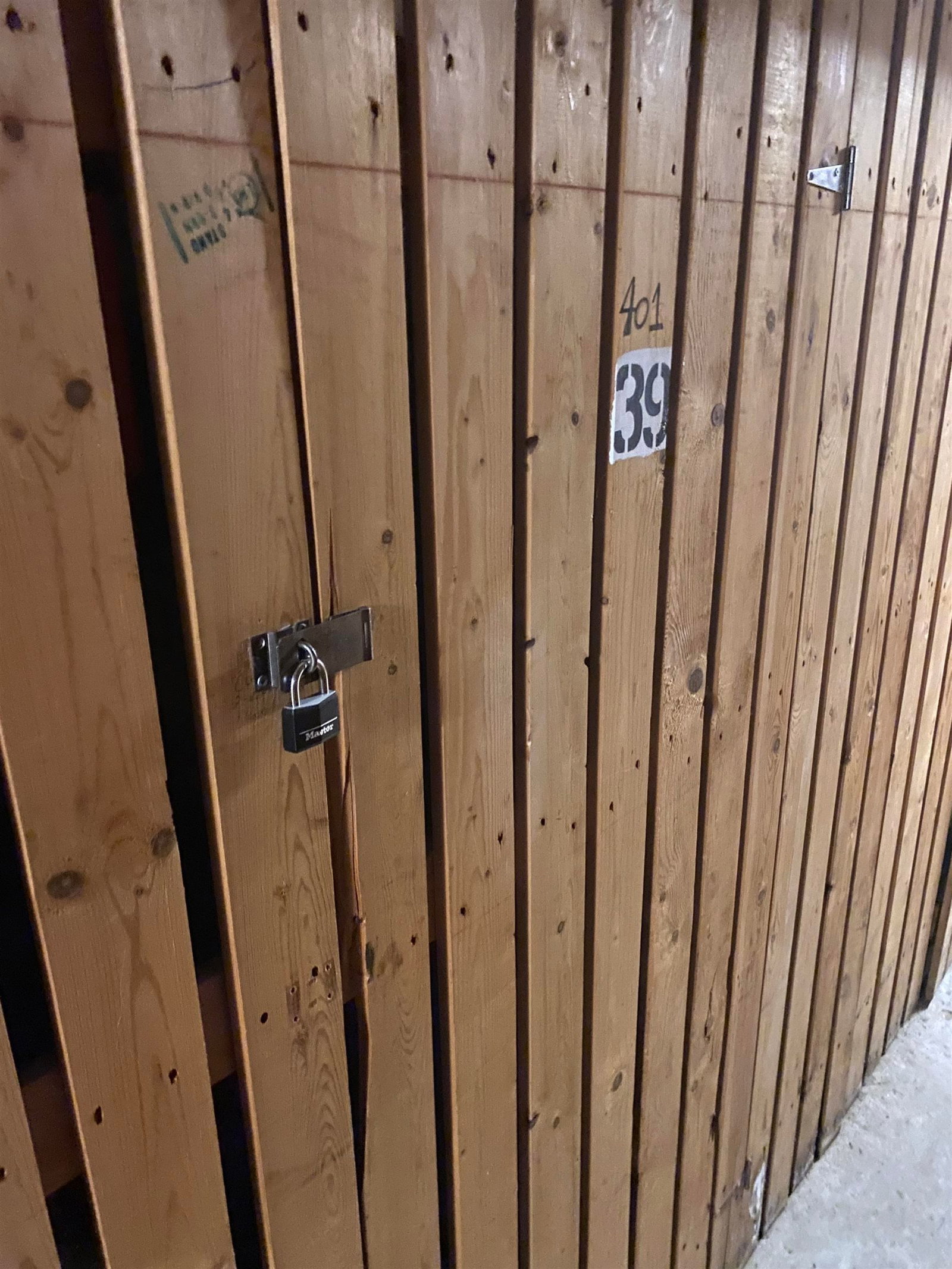 Listing Image 12
