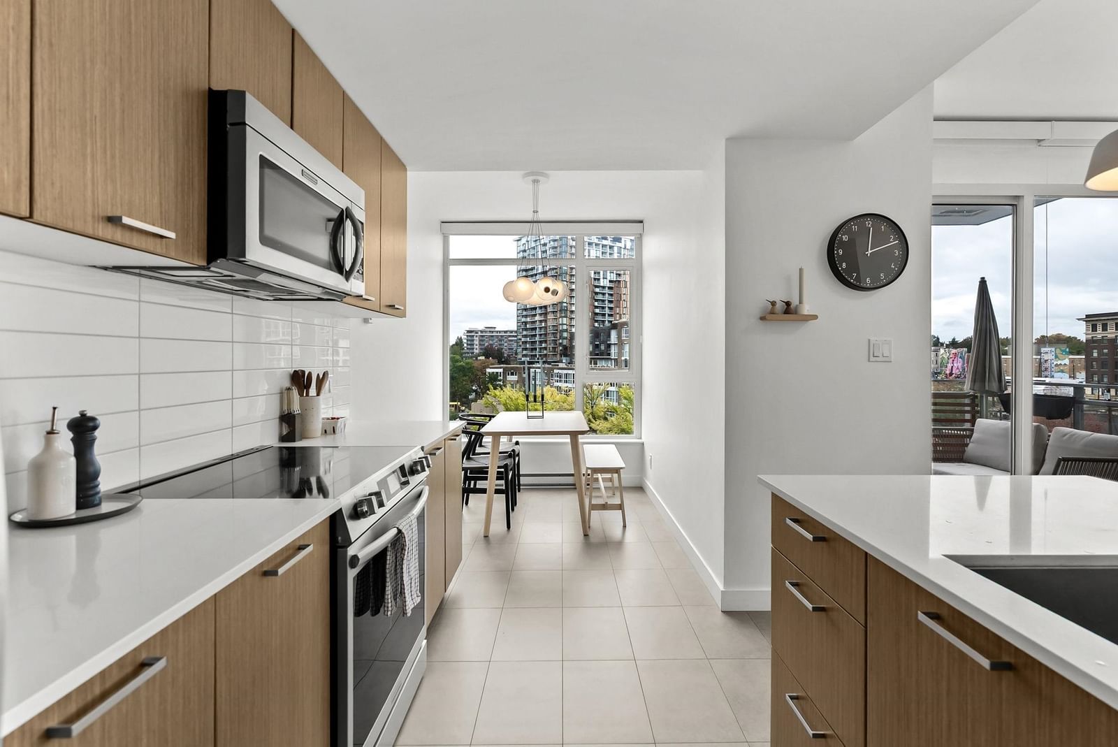 Listing Image 15