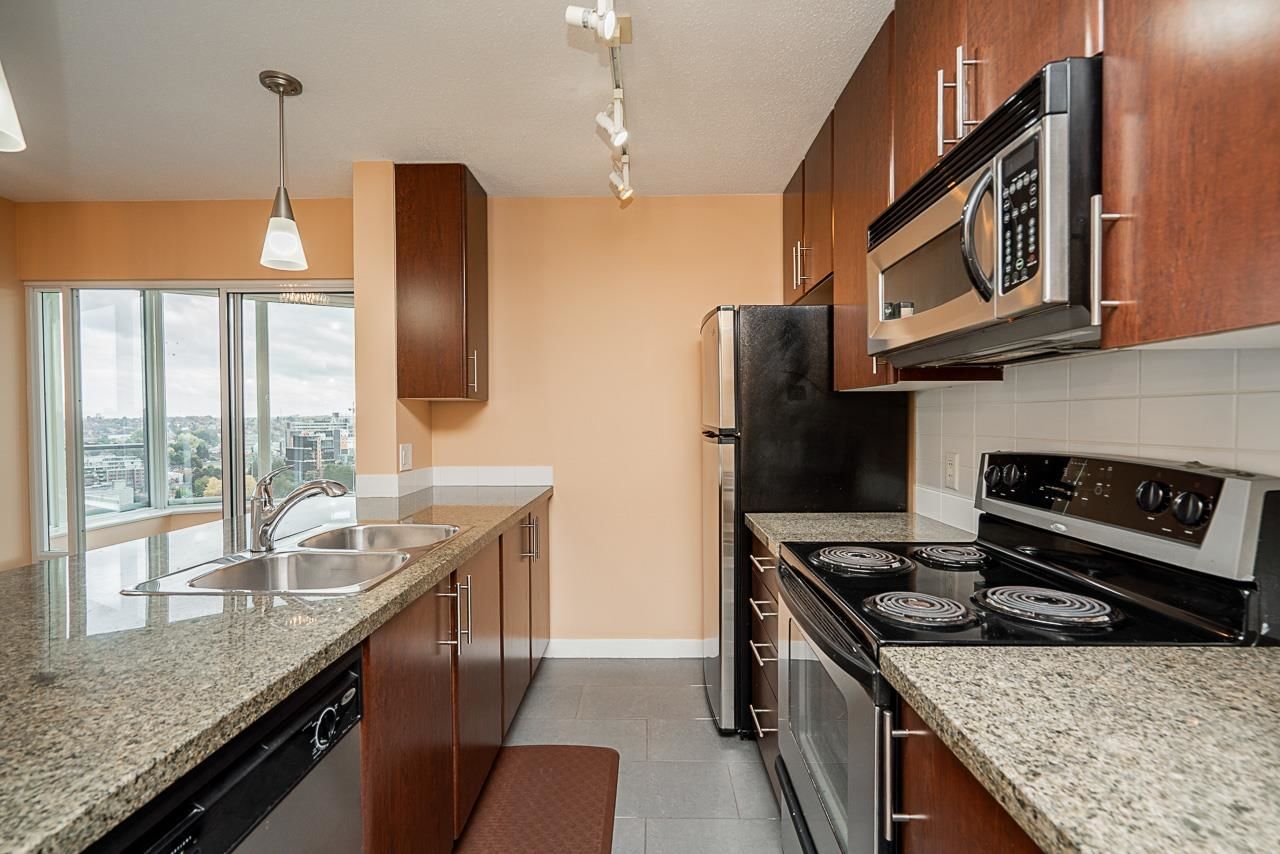 Listing Image 19