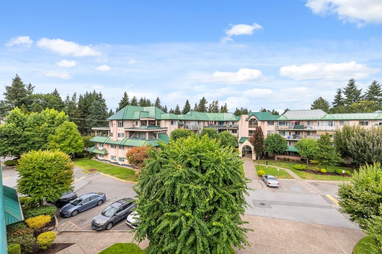 Listing Image 26