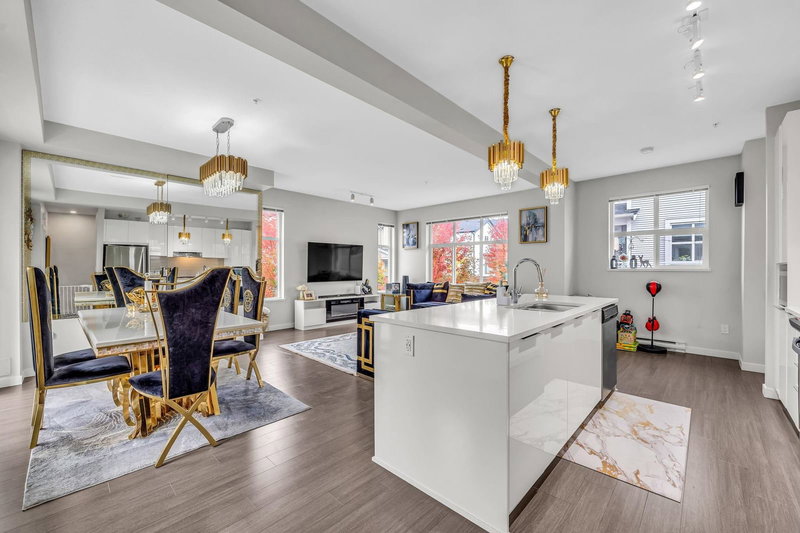 1505 - 11295 Pazarena Place, Maple Ridge, V2X 4K9 | Image 2