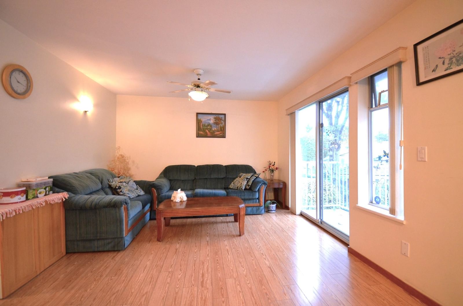 Listing Image 14