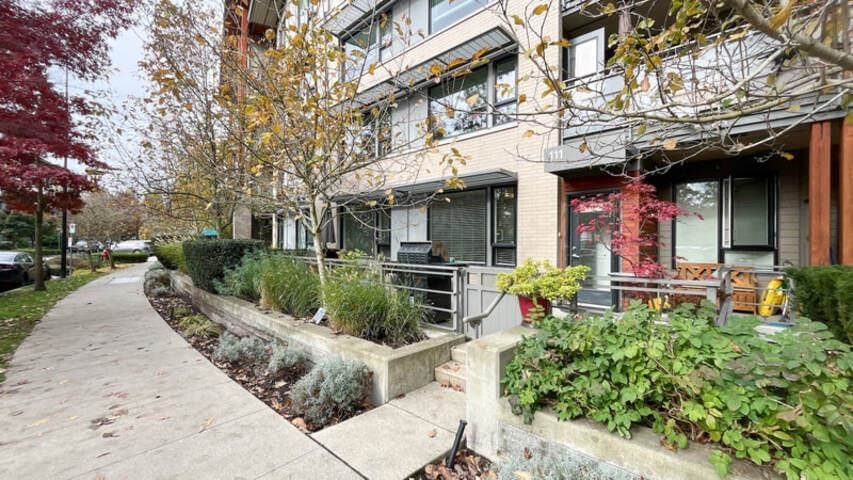 Listing Image 23