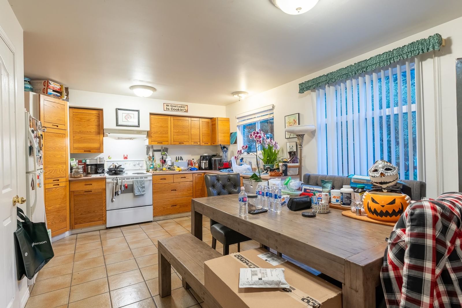 Listing Image 10