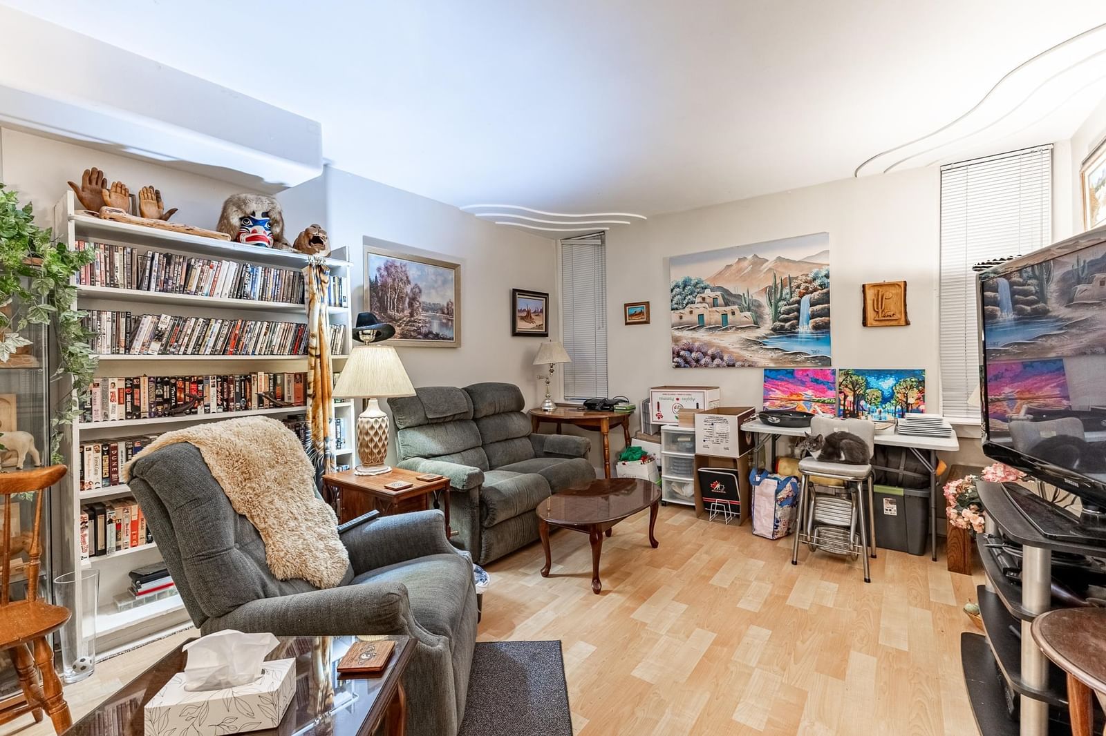 Listing Image 13