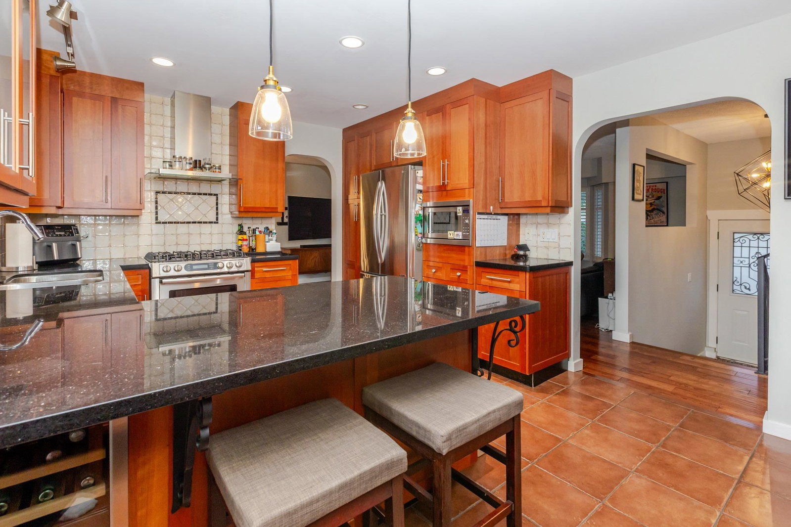 Listing Image 15
