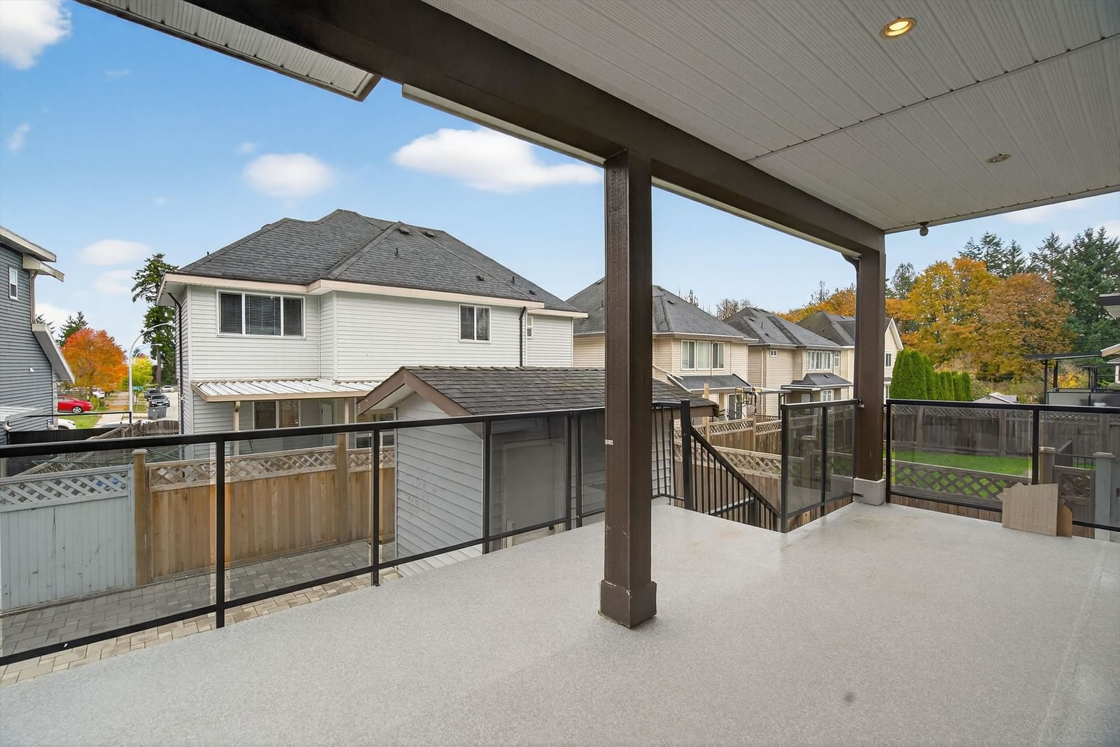 Listing Image 12
