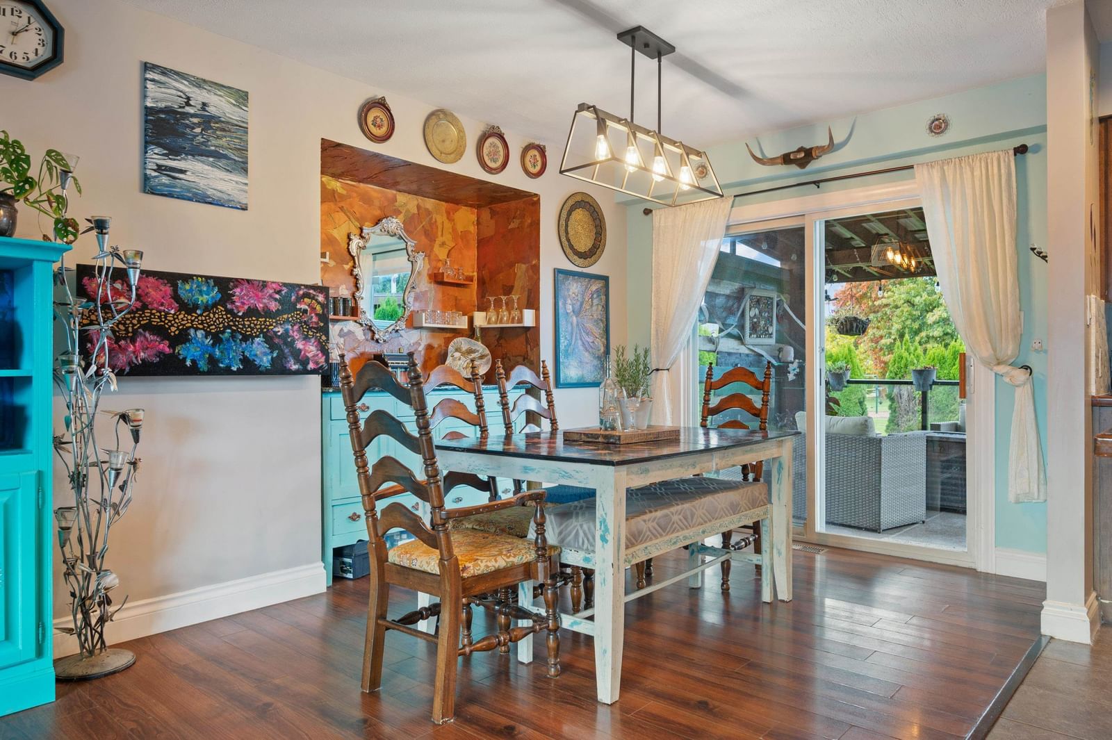 Listing Image 10
