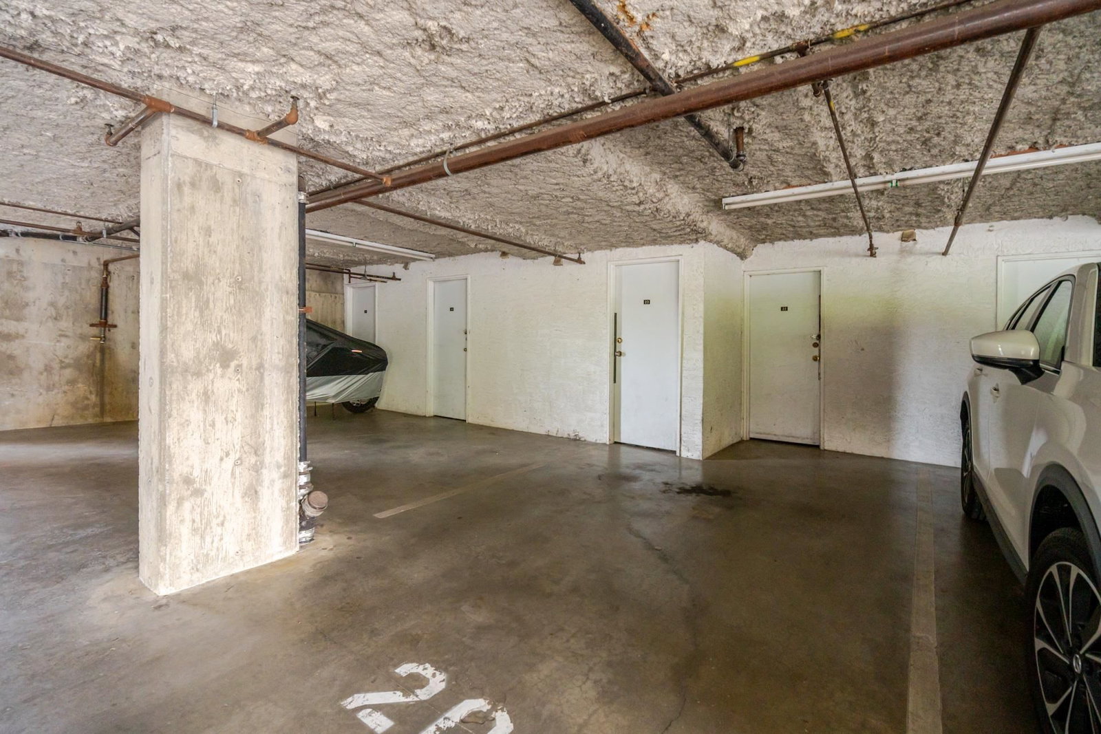 Listing Image 35
