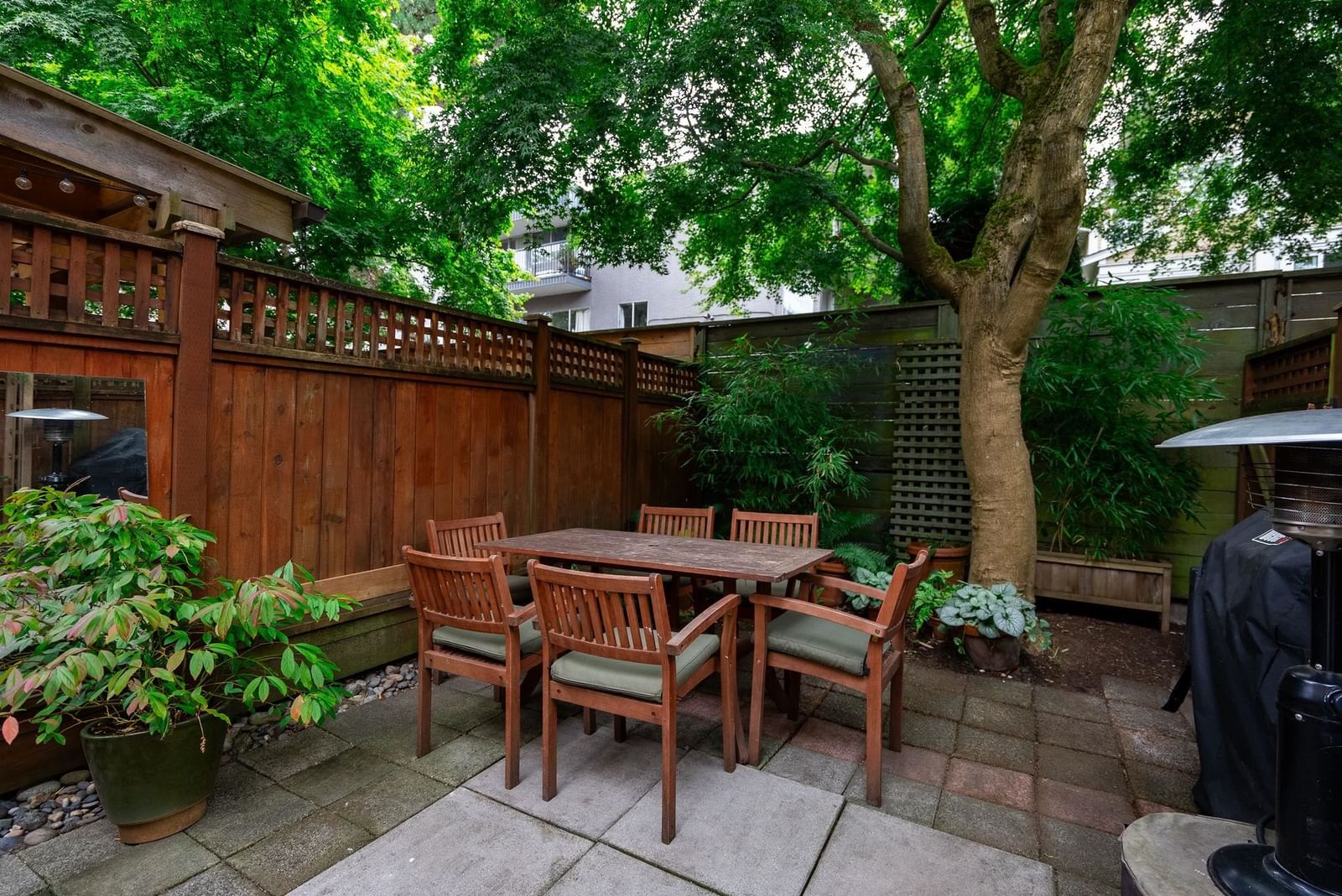 Listing Image 12