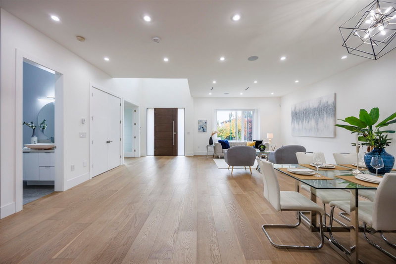 8475 12th Avenue, Burnaby, V3N 2L8 | Image 2