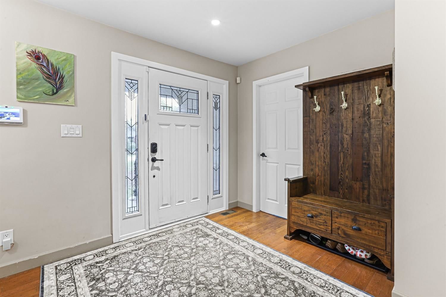 Listing Image 6