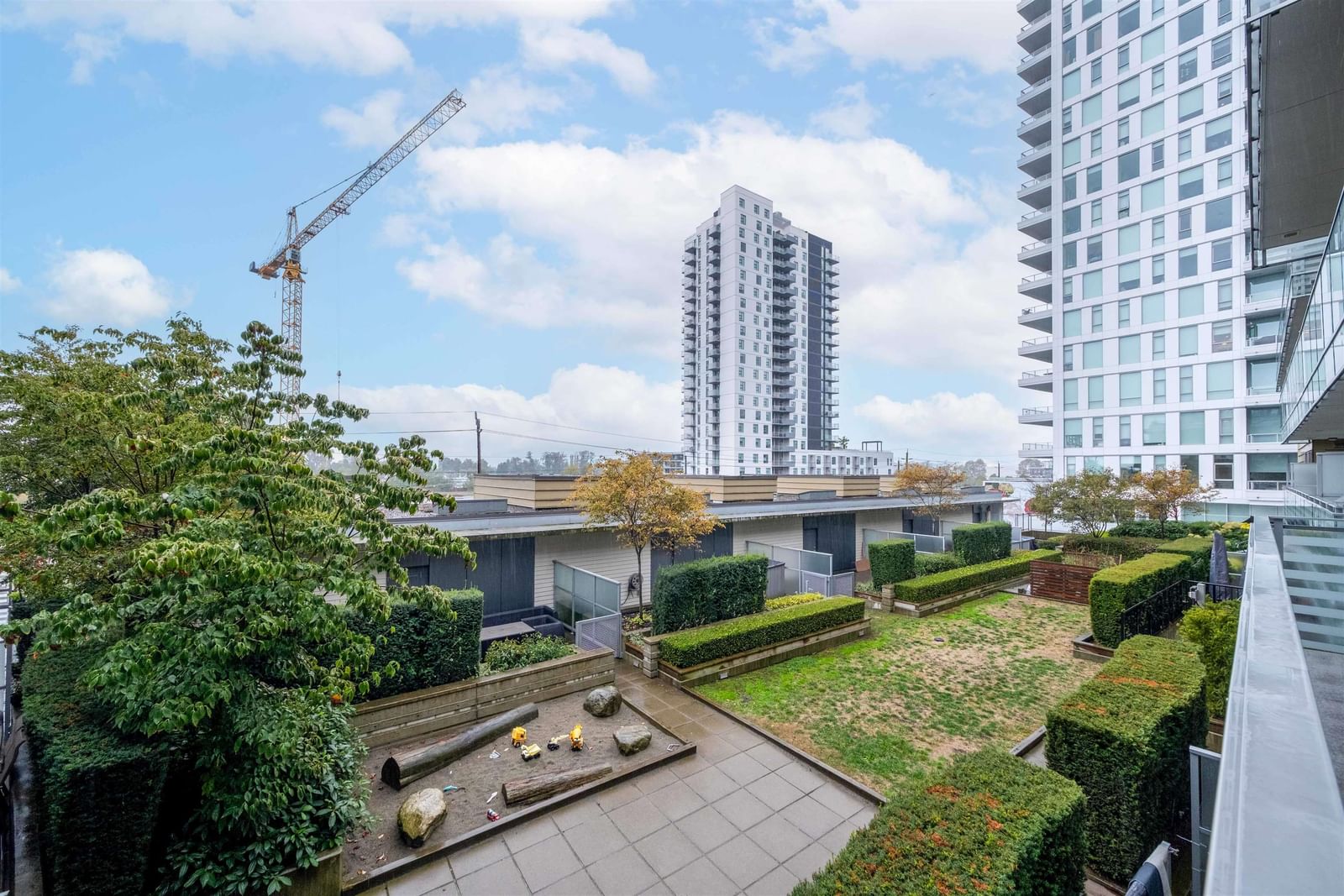 Listing Image 22