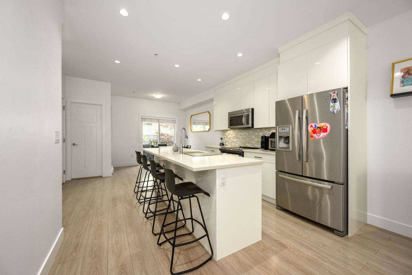 Listing Image 14
