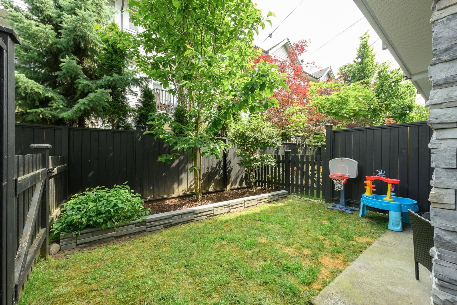 Listing Image 30