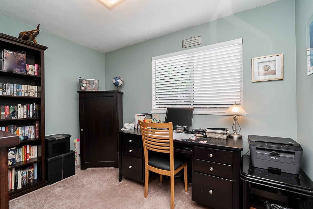 Listing Image 16