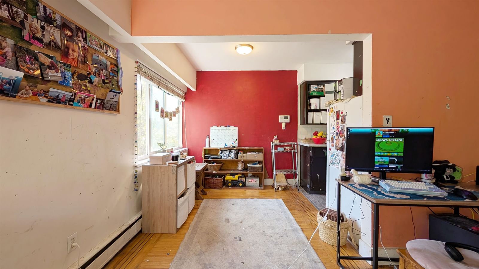 Listing Image 8