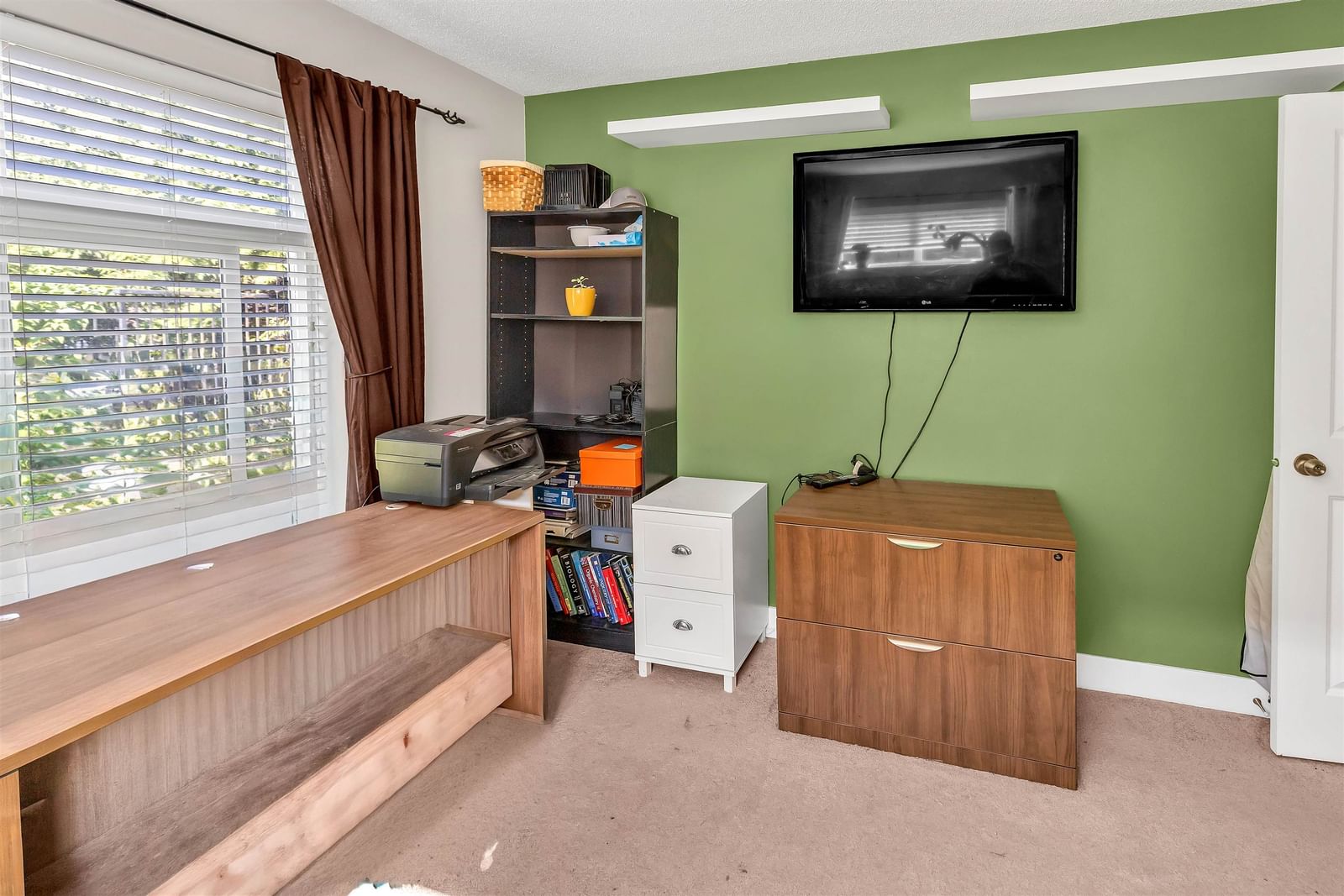 Listing Image 14