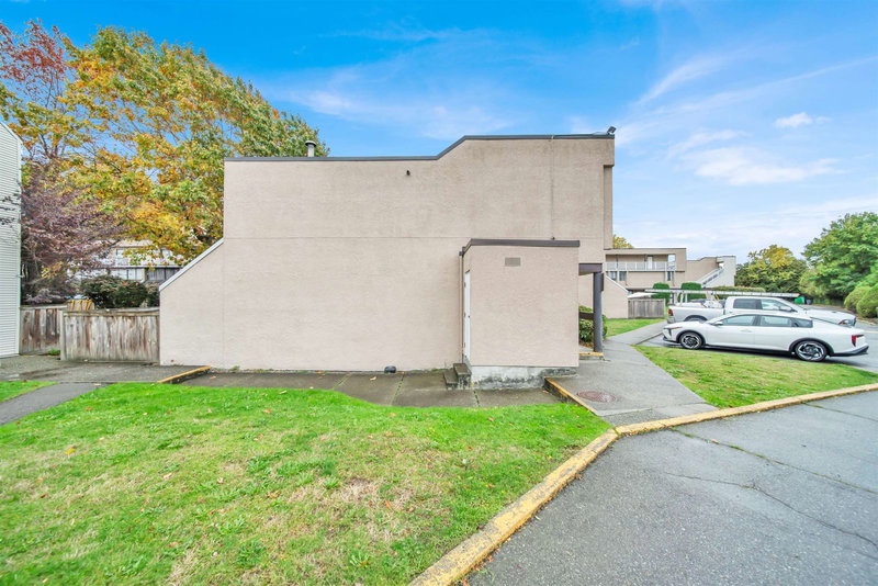 28 - 17702 60 Avenue, Surrey, V3S 1V2 | Image 2