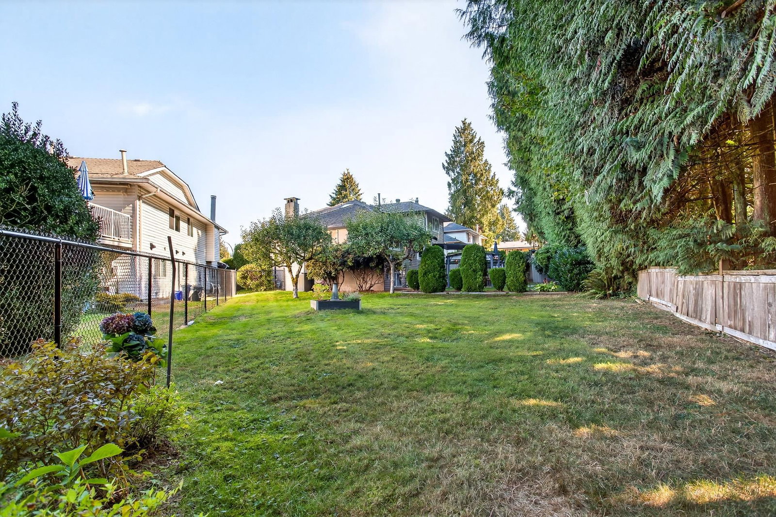 Listing Image 38