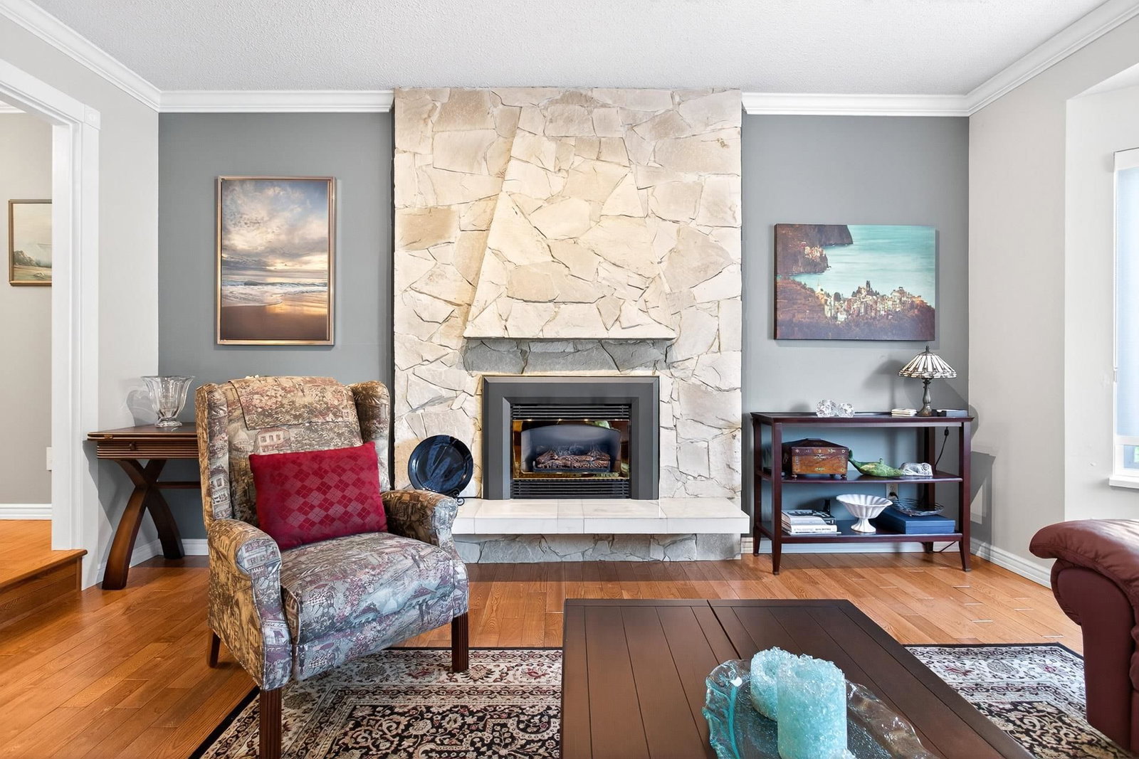 Listing Image 8