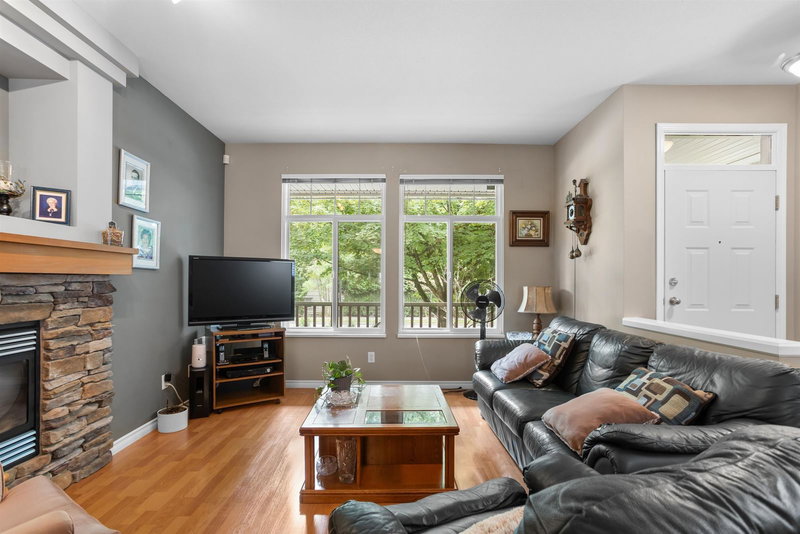 23635 Dewdney Trunk Road, Maple Ridge, V4R 2W9 | Image 2